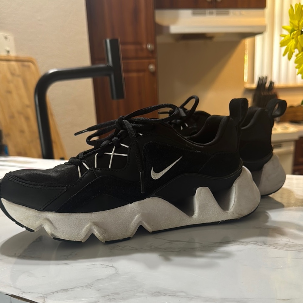 Nike Black and White Athletic Shoes